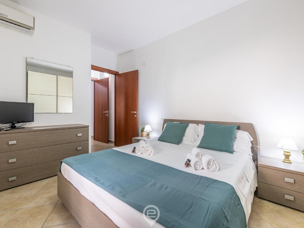La Corte Apartment Pula Eksteriør billede